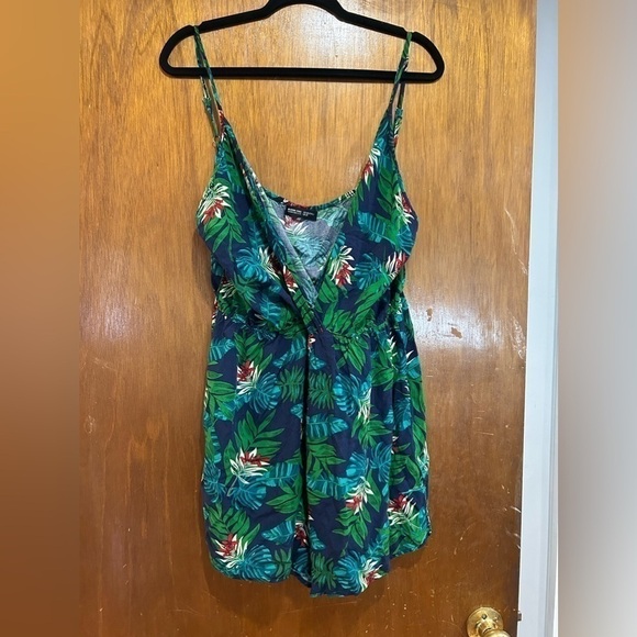 Bloom chic green floral romper size 2XL - Picture 1 of 14